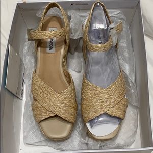 Size 8 Steve Madden wedges